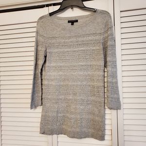 Banana Republic Women’s Crew Neck Sweater Light Gray, Size Medium